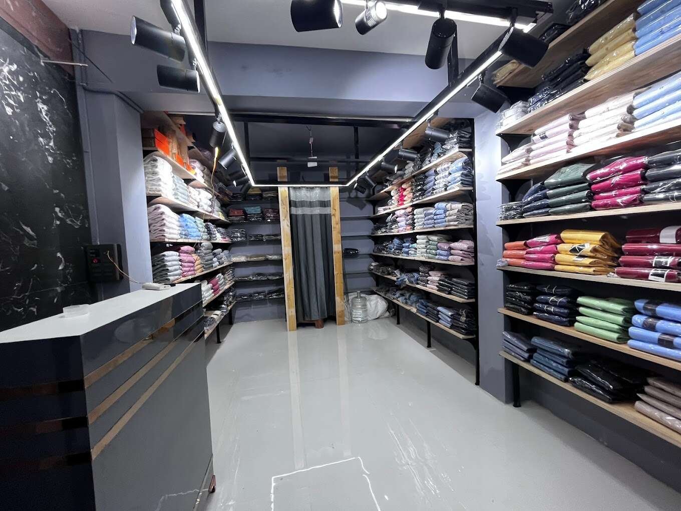 Conquer clotheing ( Best Mens wear óutlet )